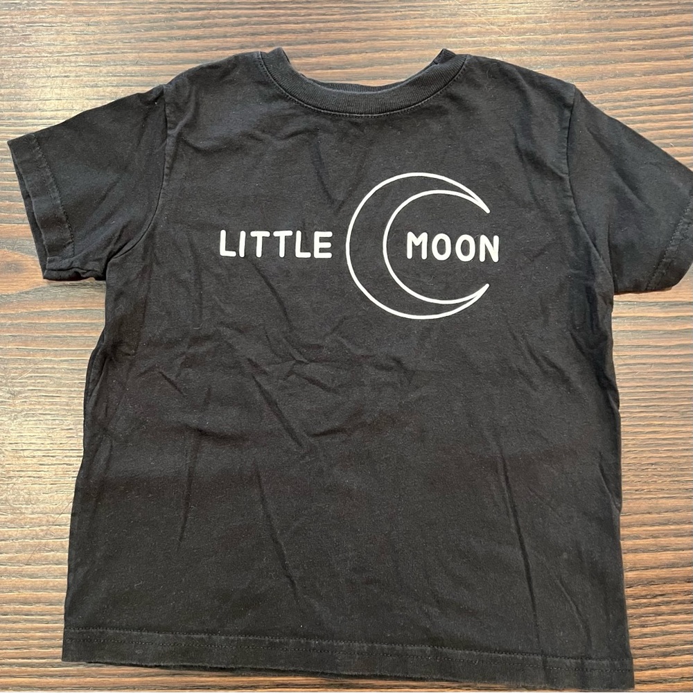 Little Moon T-Shirt Size 3 from Free The Mother